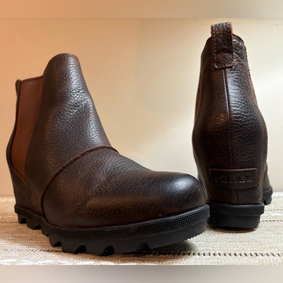SOREL Joan of Arctic Wedge II Waterproof Lug Sole Chelsea Booties - Main Image